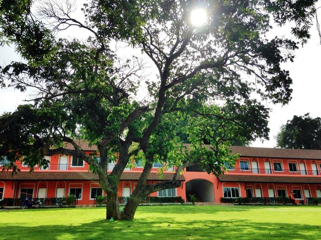 Aurora Resort Kanchanaburi Exteriér fotografie