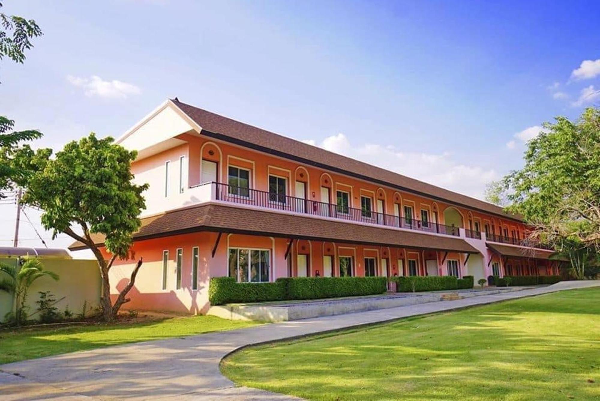 Aurora Resort Kanchanaburi Exteriér fotografie
