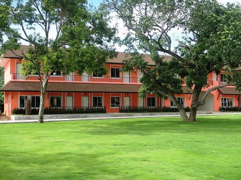 Aurora Resort Kanchanaburi Exteriér fotografie